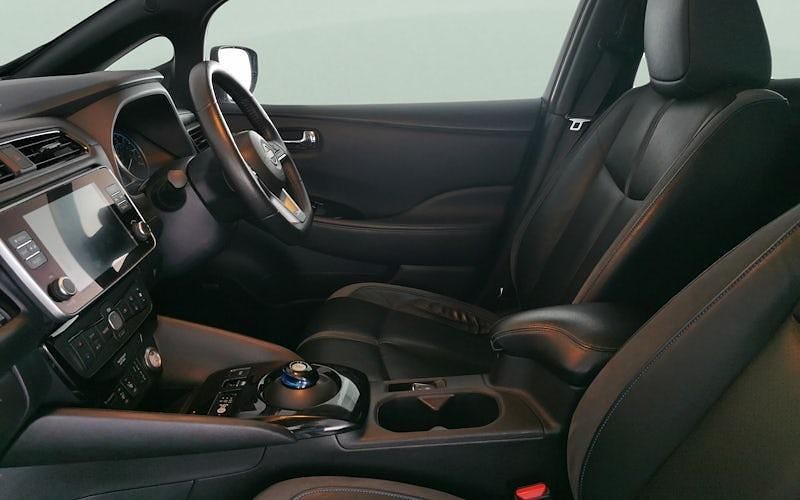 Used Nissan Leaf Tekna 110 kW (150 HP) 2025 Hatchback