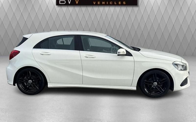 Used Mercedes A160 AMG line 102 HP (75 kW) 2017 White Hatchback