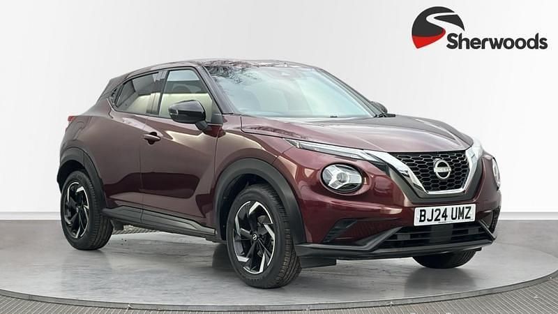 Used Nissan Juke N-Connecta 114 HP (83 kW) 2024 Red SUV