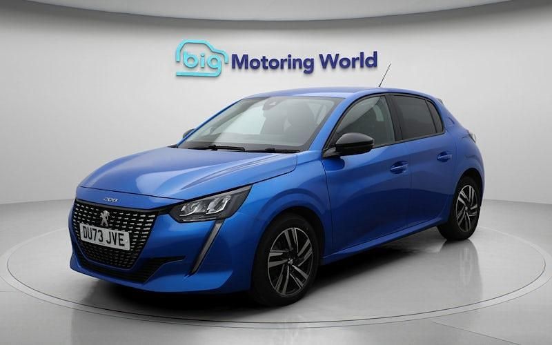 Used Peugeot 208 Allure+ 102 HP (75 kW) 2023 Blue Hatchback
