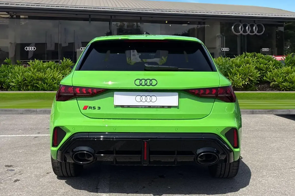 New Audi RS3 Design 400 HP (294 kW) 2026 Green Sedan