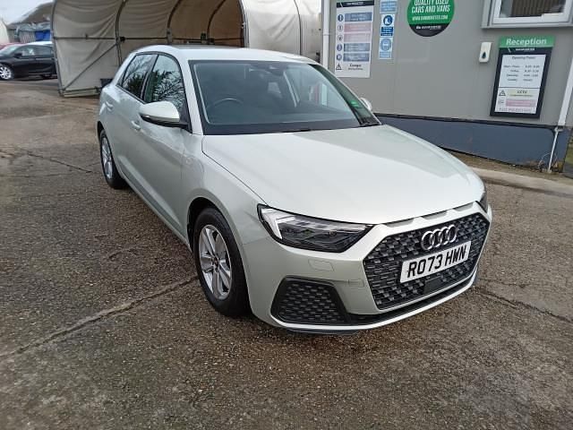 Begagnad Audi A1 2023 Silver SUV