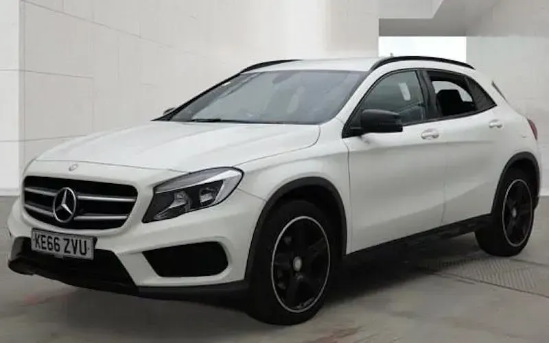Usado Mercedes GLA200 AMG line 136 HP (100 kW) 2016 SUV