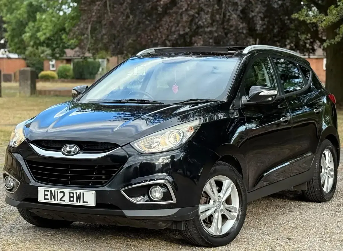 Used Hyundai ix35 Premium 115 HP (84 kW) 2012 Black SUV