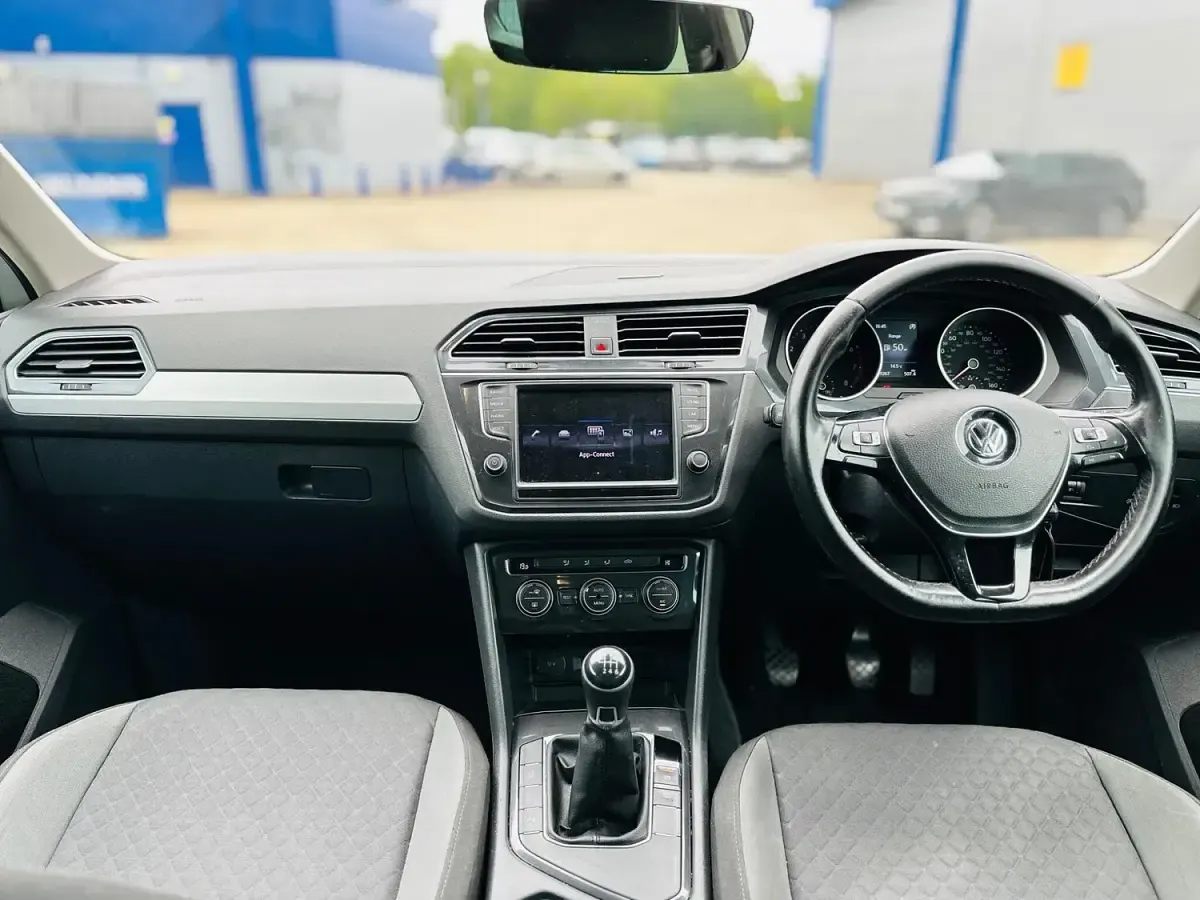 Used VW Tiguan SE 150 HP (110 kW) 2016 White SUV