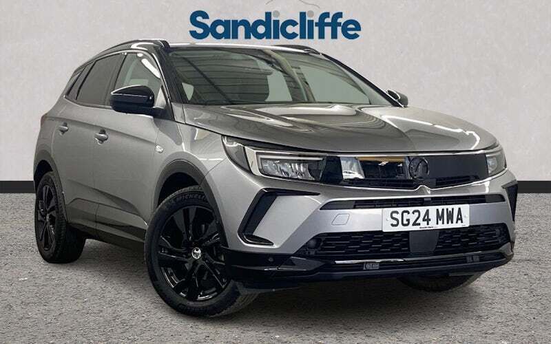 Grey Used 2024 Vauxhall Grandland X SUV | £18,651 (Expensive) - Image 1/4