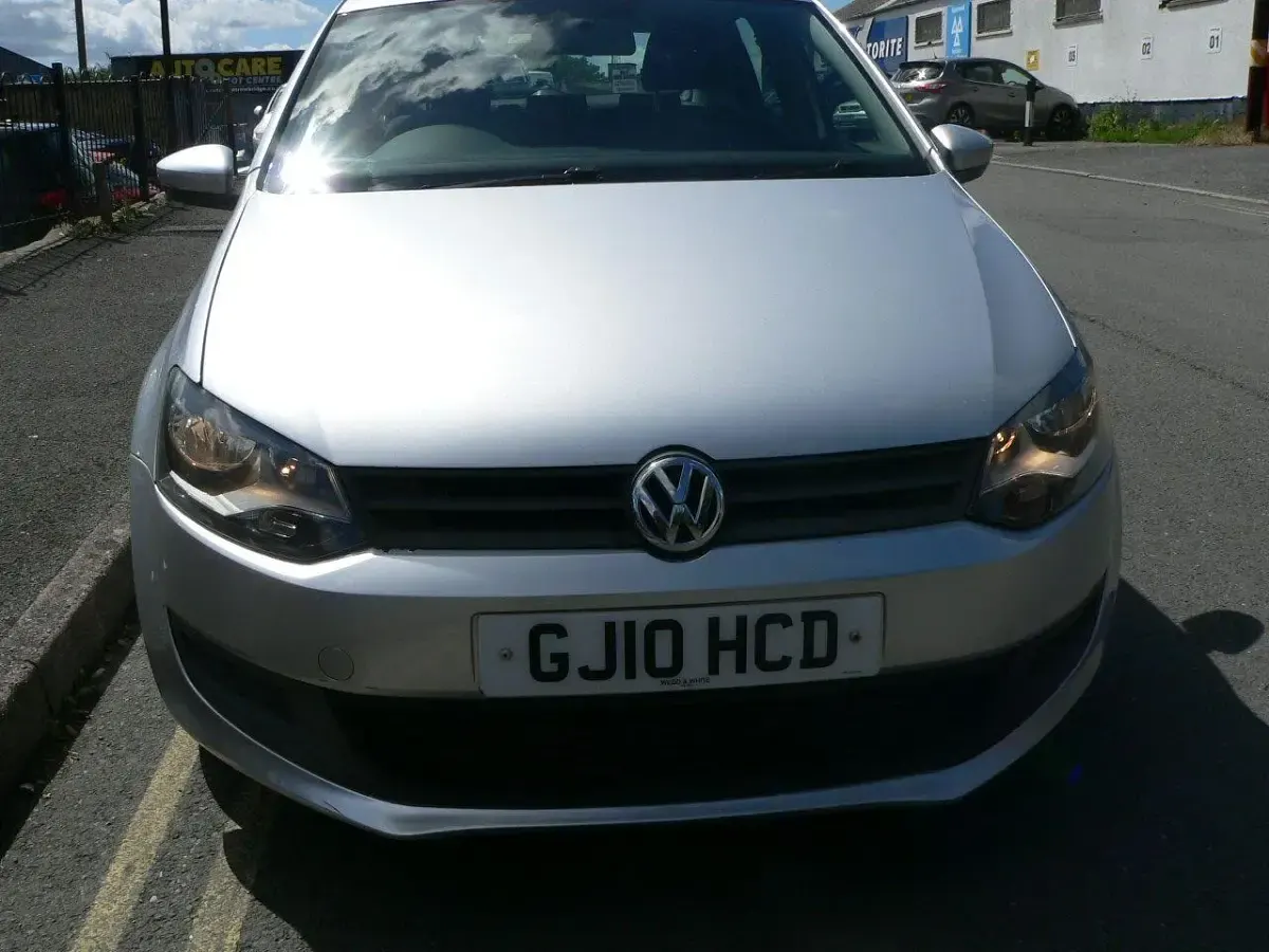 Used VW Polo SE 85 HP (62 kW) 2010 Silver Hatchback