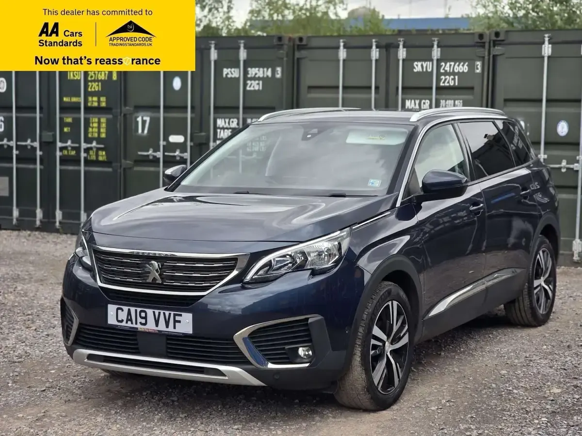Used Peugeot 5008 Allure 130 HP (95 kW) 2019 Blue SUV