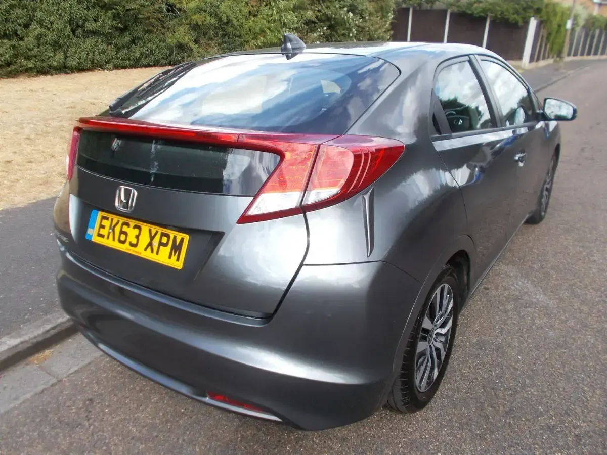 Used Honda Civic SE 120 HP (88 kW) 2014 Grey Hatchback