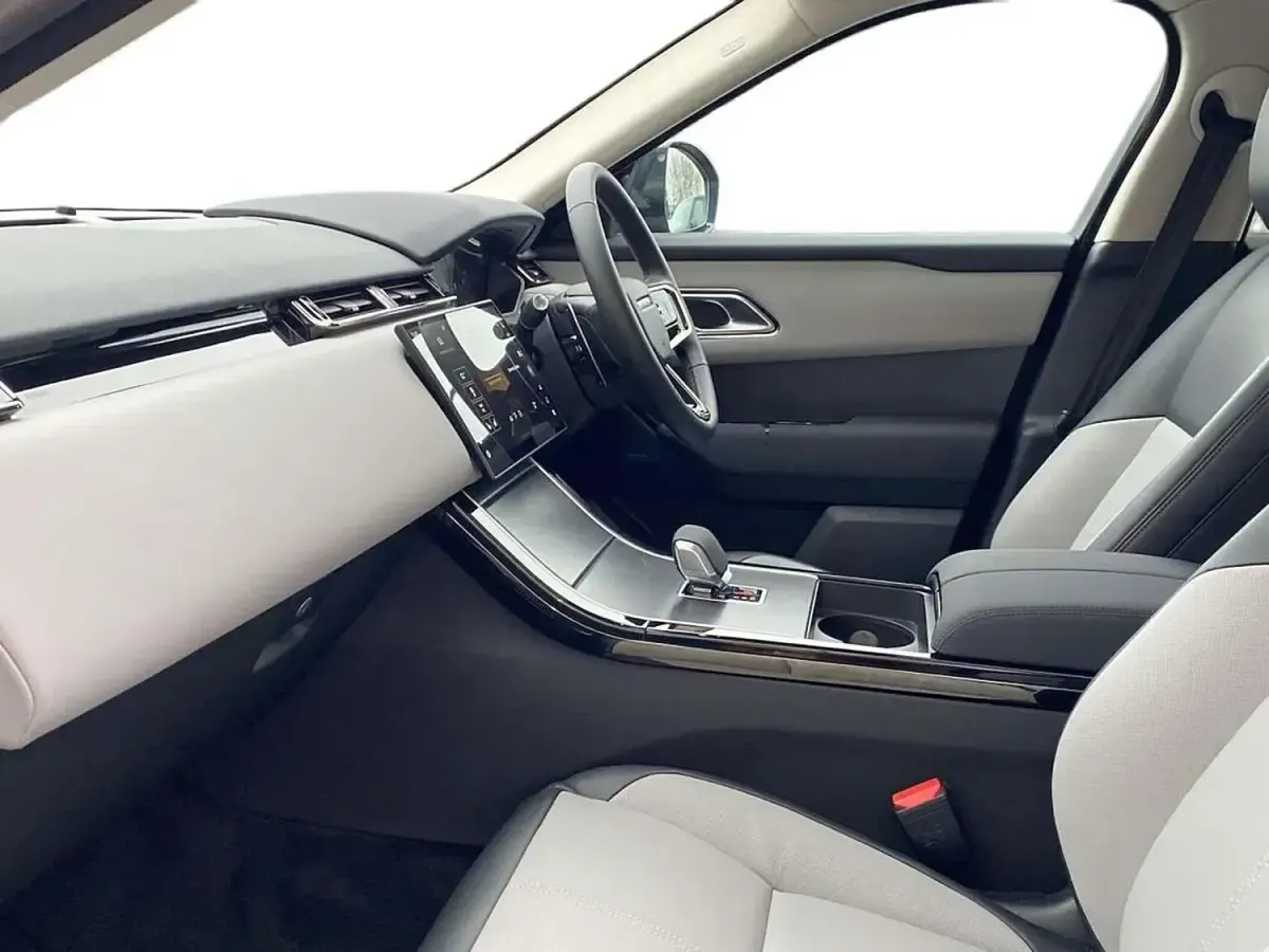 Usado Land Rover Range Rover Velar SE Dynamic 2024 Preto SUV
