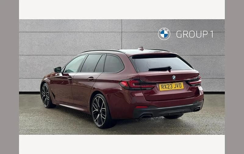 Used BMW 520 M Sport 187 HP (137 kW) 2023 Red Estate