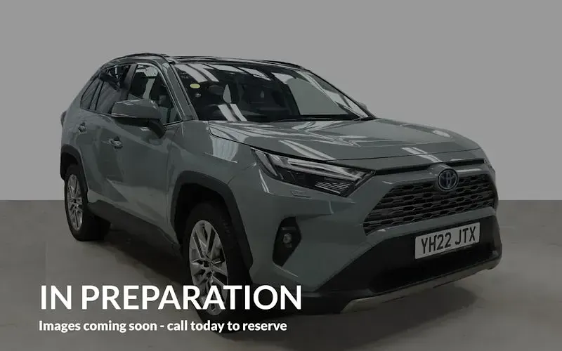Second-hand Toyota RAV4 222 CP (163 kW) 2025 SUV