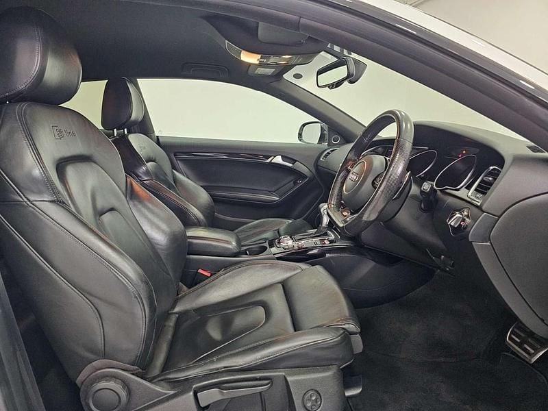 Used Audi A5 Black Edition 177 HP (130 kW) 2015 White Coupe