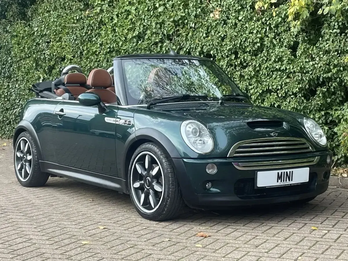 Begagnad Mini Cooper S 2009 Grön Halvkombi