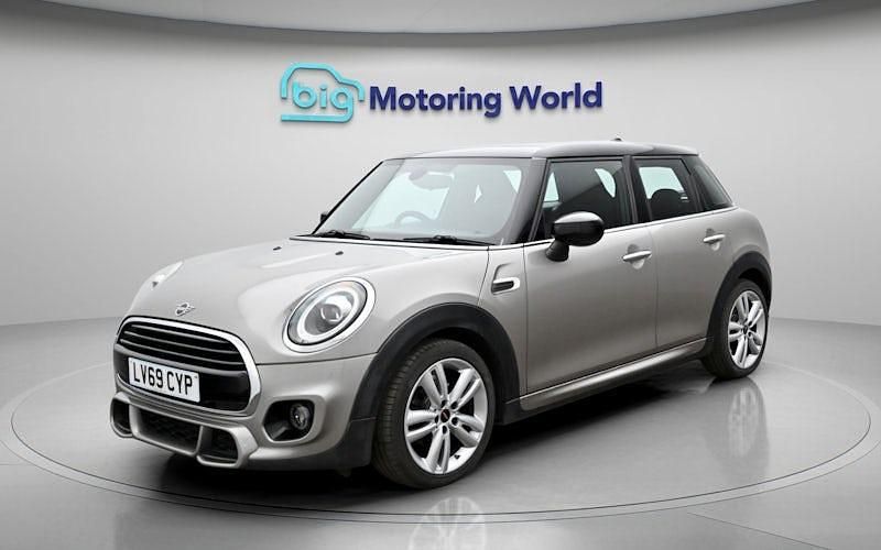 Used Mini Cooper Hatch 136 HP (100 kW) 2019 Silver Hatchback