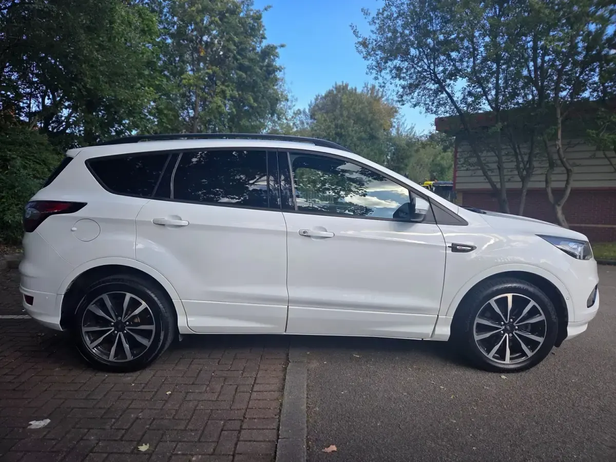 Used Ford Kuga ST-Line 2019 White SUV