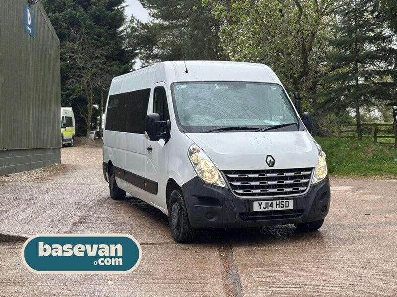 White Used 2014 Renault Master Van | £9,950 (Fair price) - Image 1/3