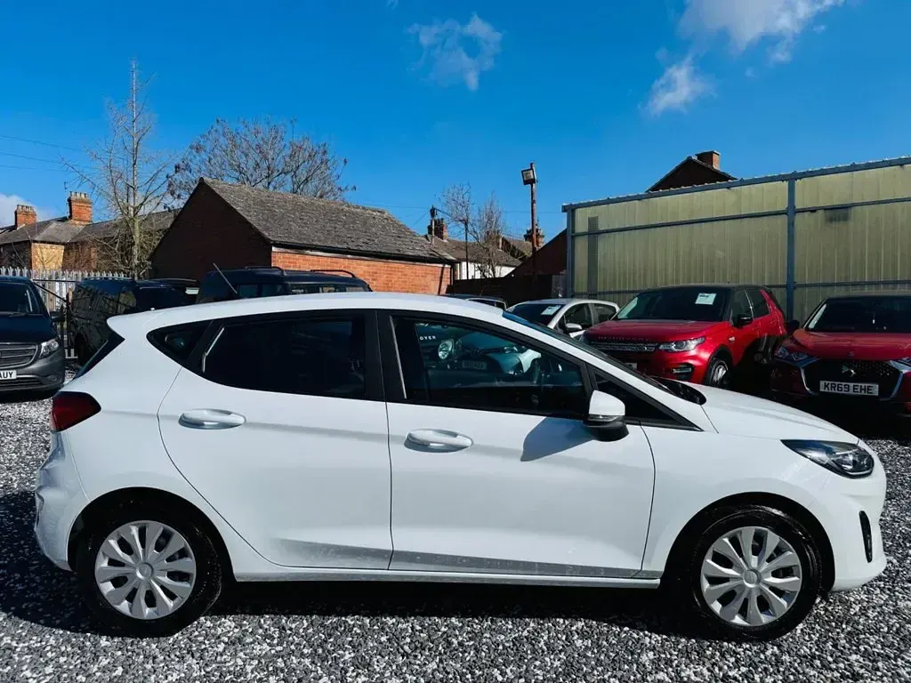 Used Ford Fiesta Trend 98 HP (72 kW) 2023 White Hatchback