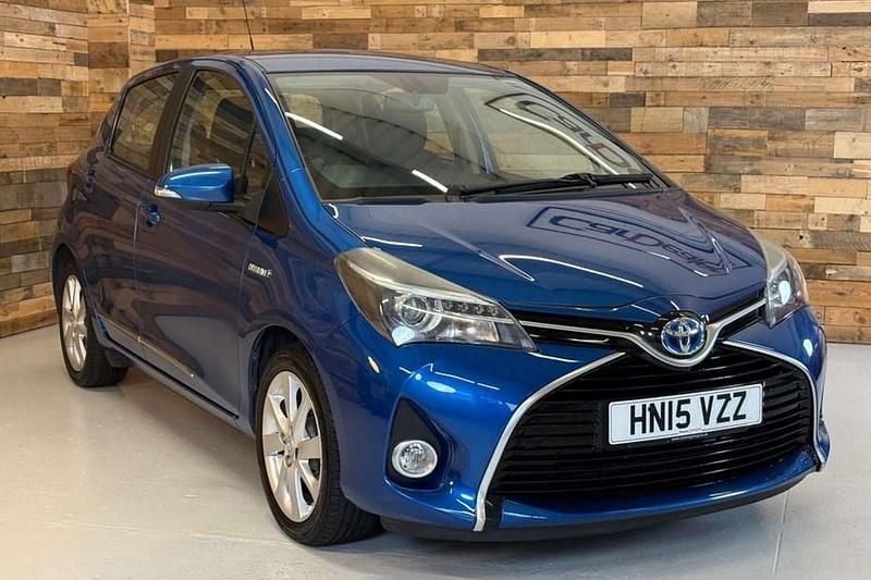 Used 2015 Toyota Yaris Hybrid | £9,250 (A bit pricey) - Image 1/1