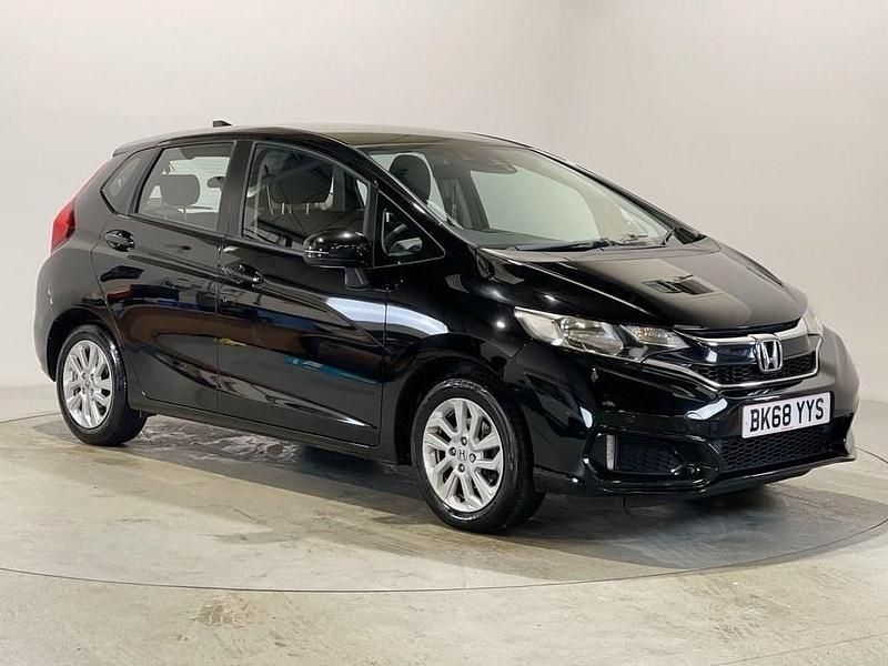 Used Honda Jazz SE 102 HP (75 kW) 2018 Black Hatchback