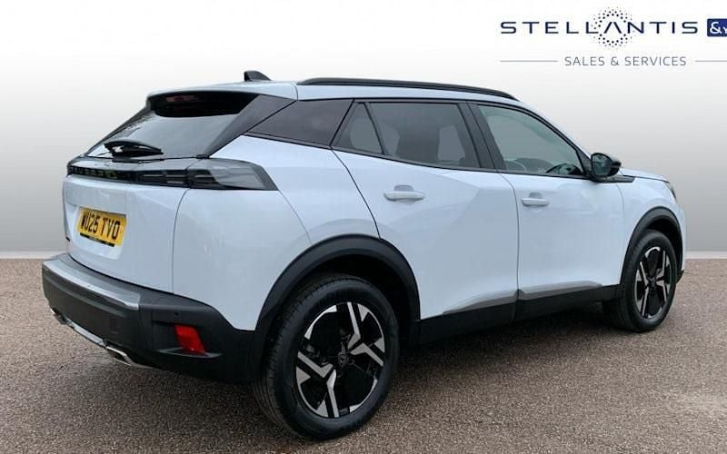 Used Peugeot 2008 Allure 131 HP (96 kW) 2024 White SUV