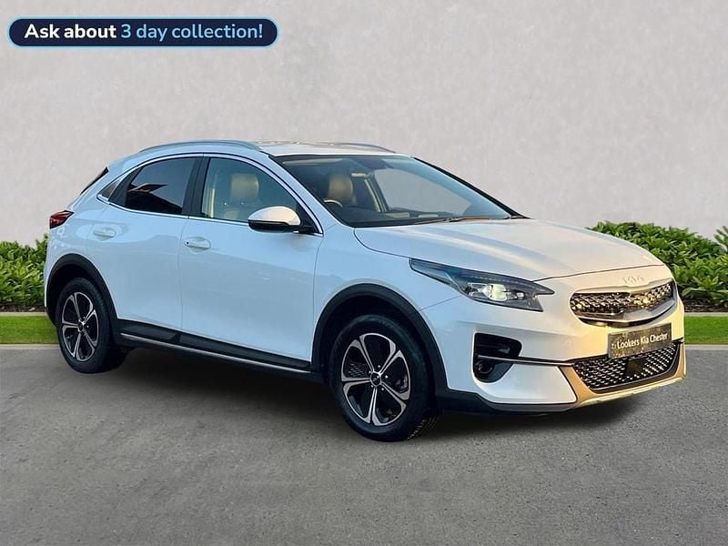 White Used 2022 Kia XCeed SUV | £16,129 - Image 1/4