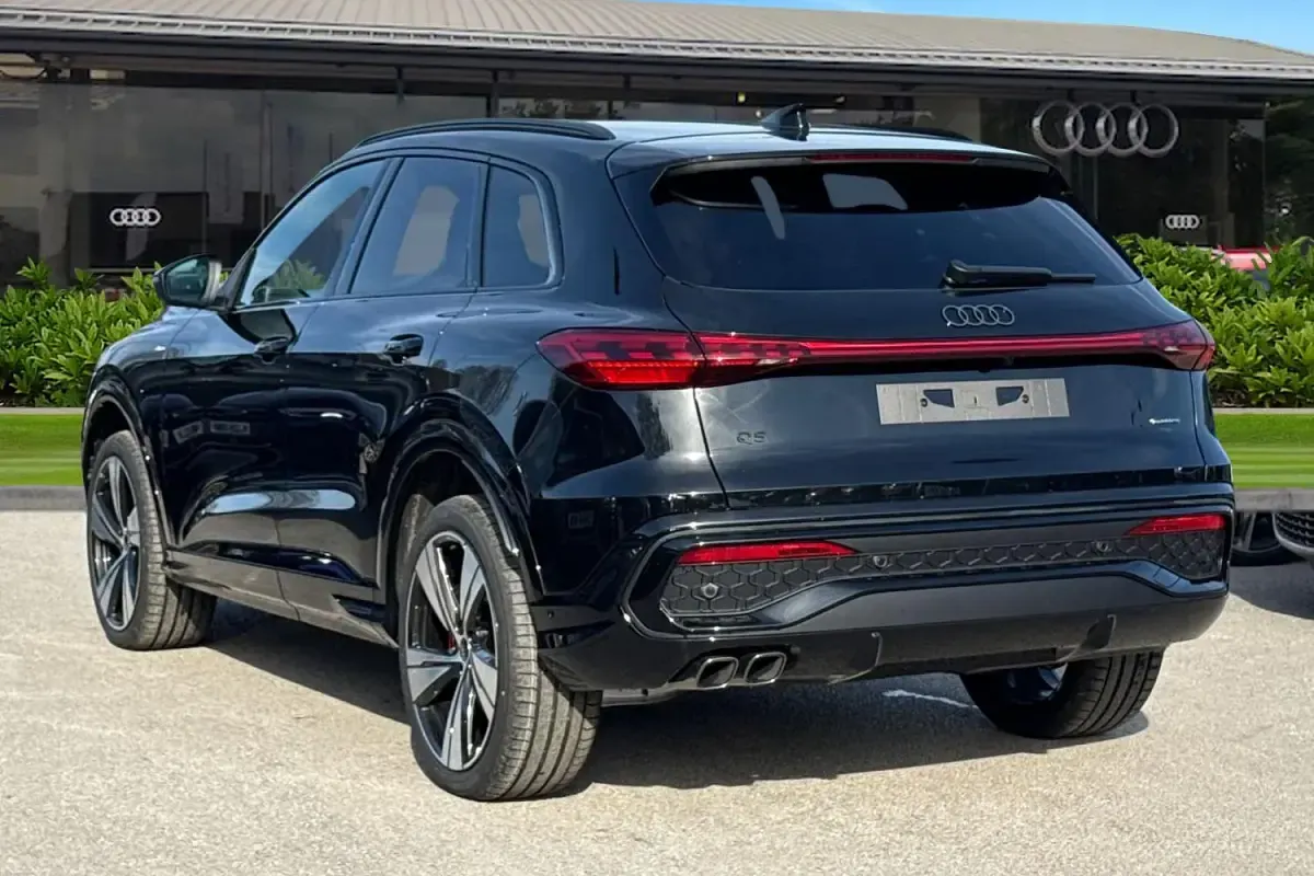 New Audi Q5 Advanced 204 HP (150 kW) 2026 Grey SUV