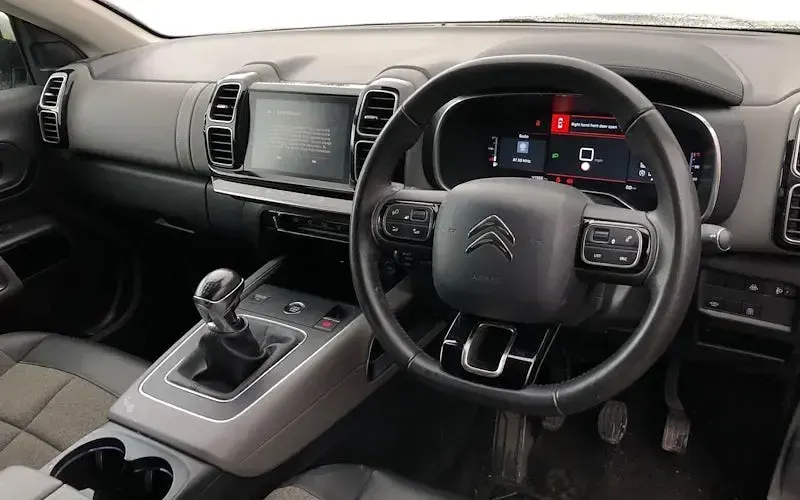 Used Citroën C5 Aircross PureTech 131 HP (96 kW) 2021 White SUV