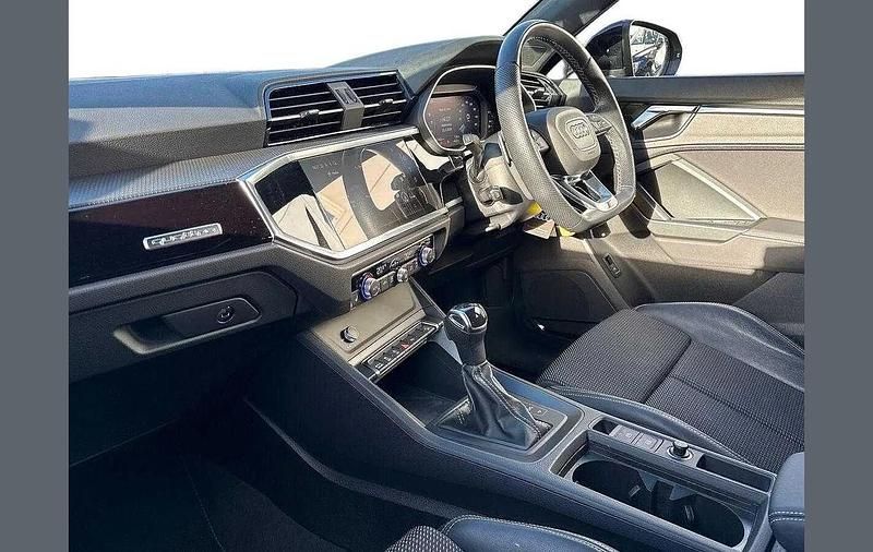 Used Audi Q3 Black Edition 187 HP (137 kW) 2023 Black SUV