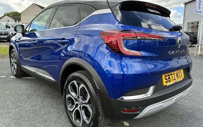 Second-hand Renault Captur Techno 143 CP (105 kW) 2024 SUV