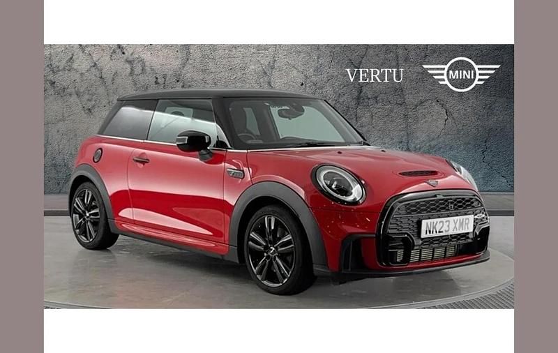 Red Used 2023 Mini Cooper S Comfort Hatchback | £22,394 (A bit pricey) - Image 1/4