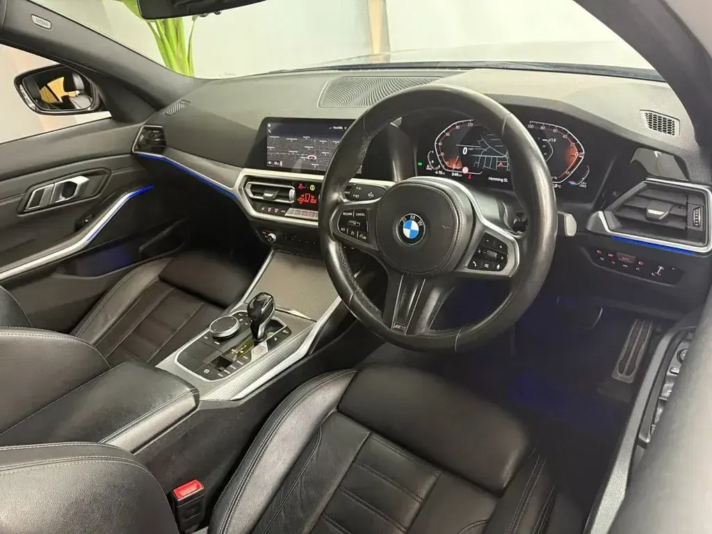 Used BMW 318 M Sport 150 HP (110 kW) 2021 Black Sedan