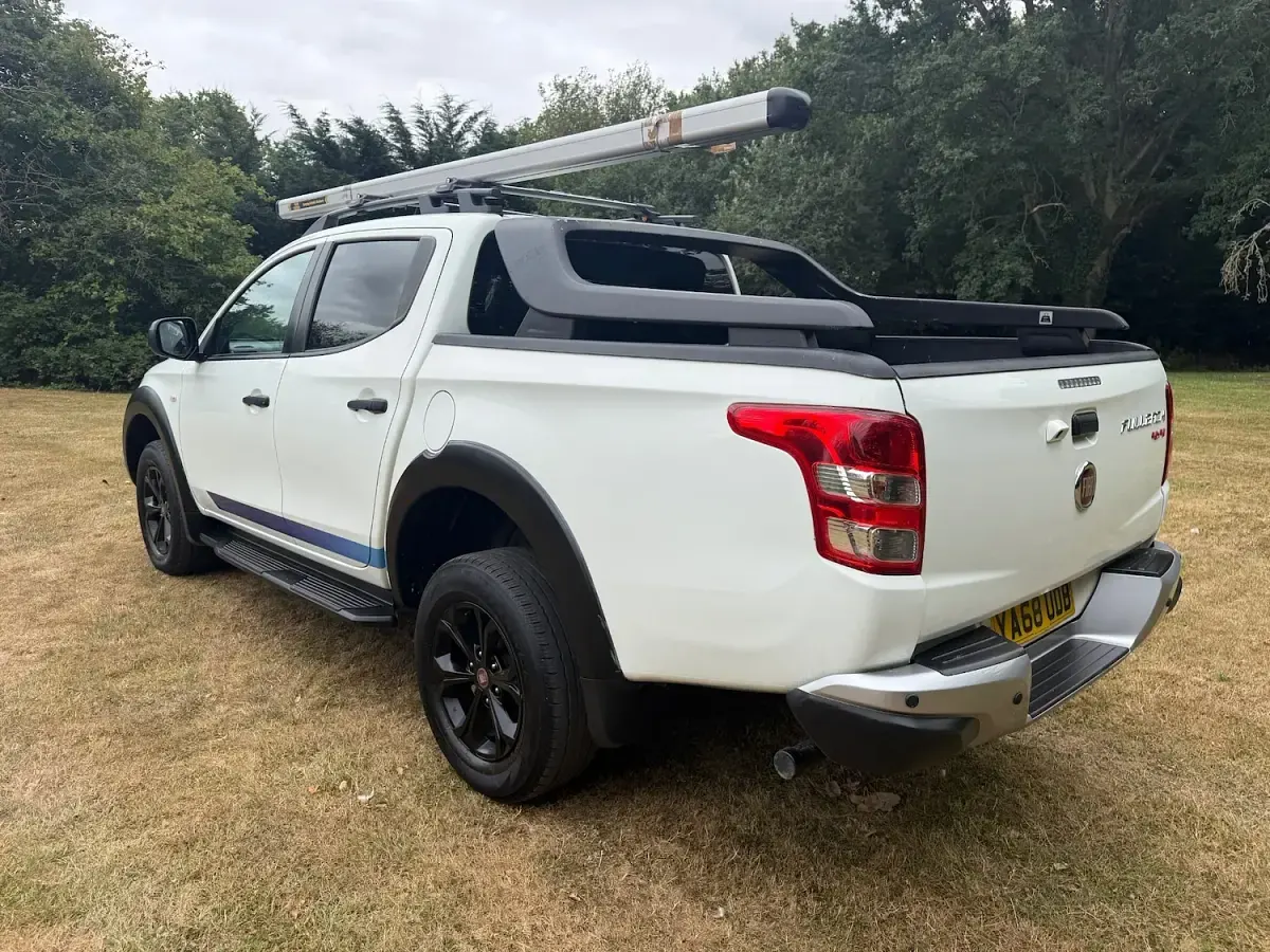 Used Fiat Fullback Cross 180 HP (132 kW) 2018 White Pickup