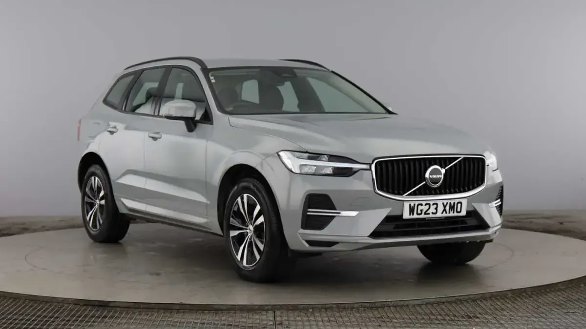 Used Volvo XC60 Core 247 HP (181 kW) 2024 SUV