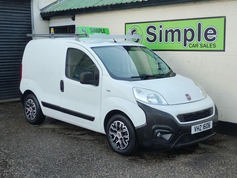 White Used 2017 Fiat Fiorino S Van | £4,995 (Fair price) - Image 1/4