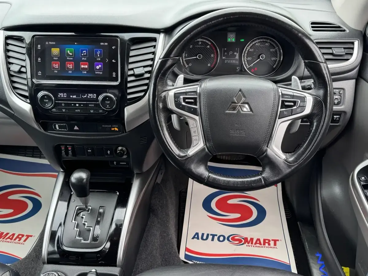 Used Mitsubishi L200 181 HP (133 kW) 2018 Blue Pickup