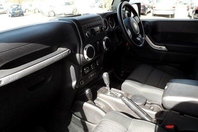 Used Jeep Wrangler 197 HP (144 kW) 2011 SUV