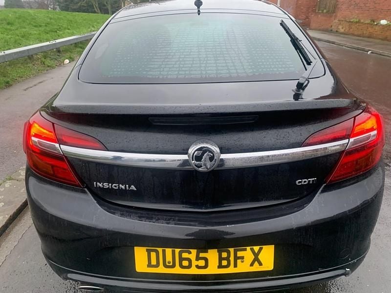 Used Vauxhall Insignia SRi 2015 Black Hatchback