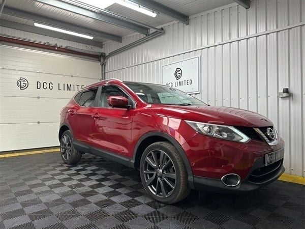 Red Used 2015 Nissan Qashqai S SUV | £7,895 (Fair price) - Image 1/1