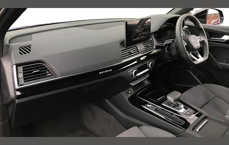 Used Audi Q5 Black Edition 295 HP (216 kW) 2024 Blue SUV