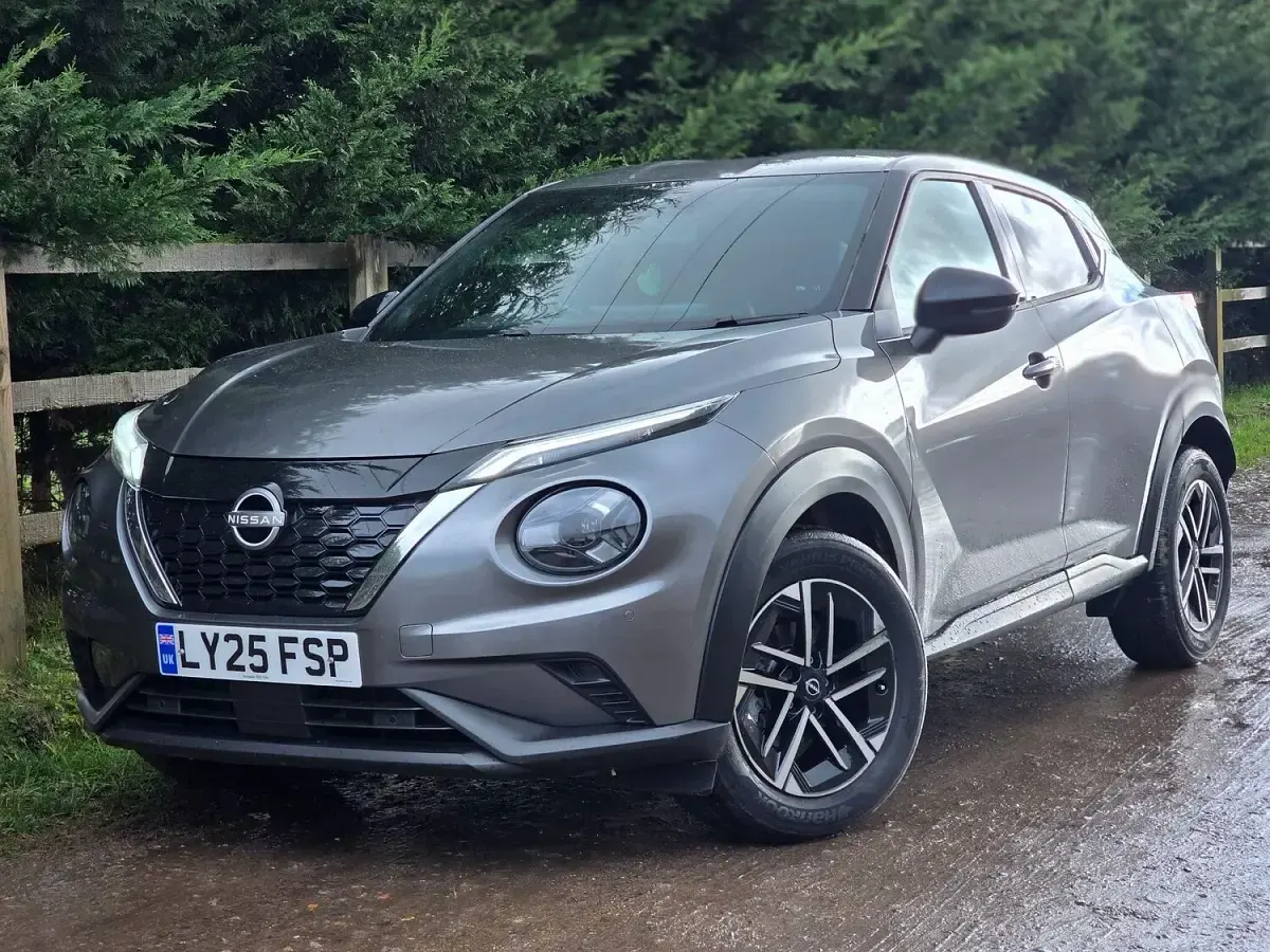 Used Nissan Juke N-Connecta 114 HP (83 kW) 2025 Grey SUV