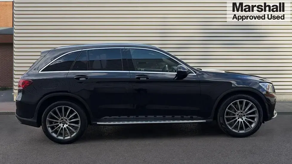 Used Mercedes GLC300 AMG Line Premium 245 HP (180 kW) 2021 Black SUV