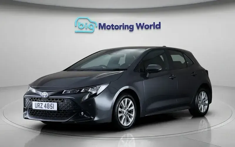 Used Toyota Corolla 140 HP (102 kW) 2026 Hatchback