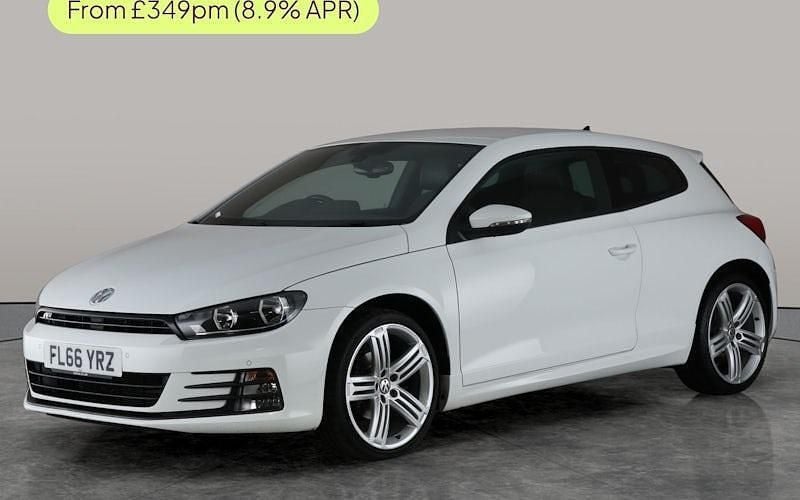 Used VW Scirocco R-line 150 HP (110 kW) 2016 White Coupe