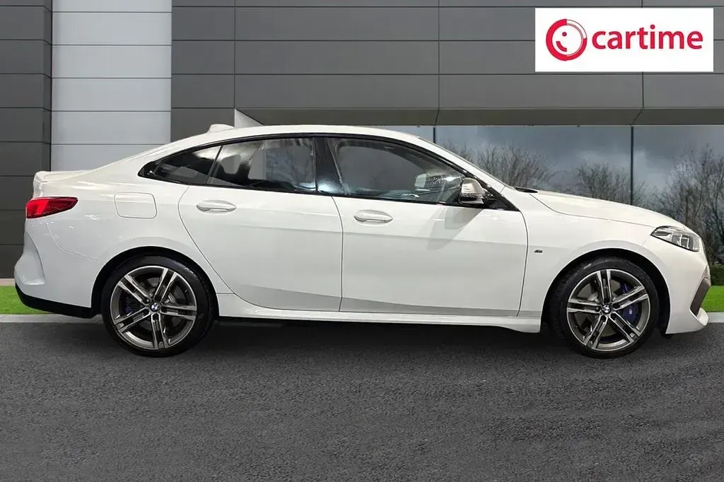 Used BMW M235 Comfort Edition 306 HP (225 kW) 2022 White Coupe