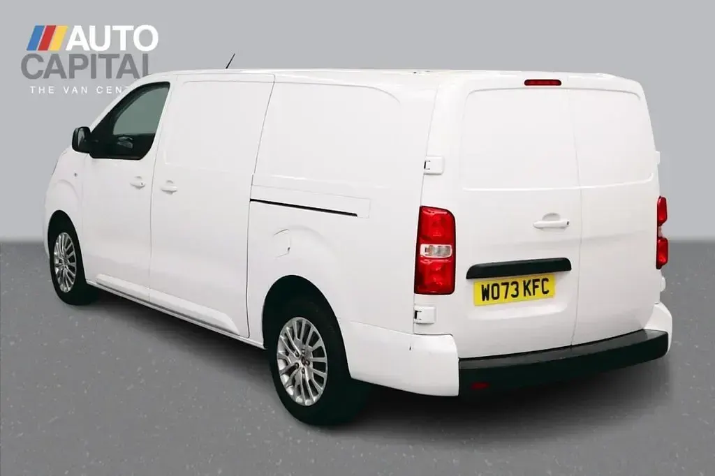 Used Fiat Scudo 120 HP (88 kW) 2024 White Van