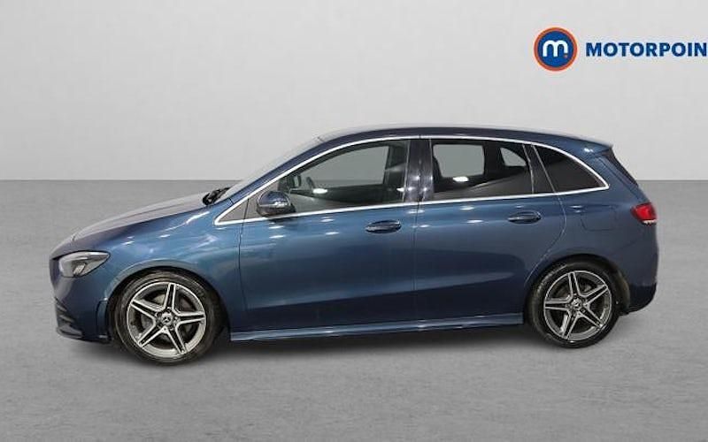 Used Mercedes B180 AMG line 116 HP (85 kW) 2019 Blue MPV