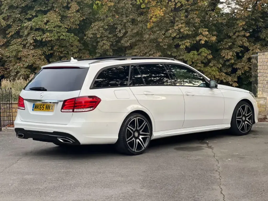 Used Mercedes E220 Premium 2015 White Estate