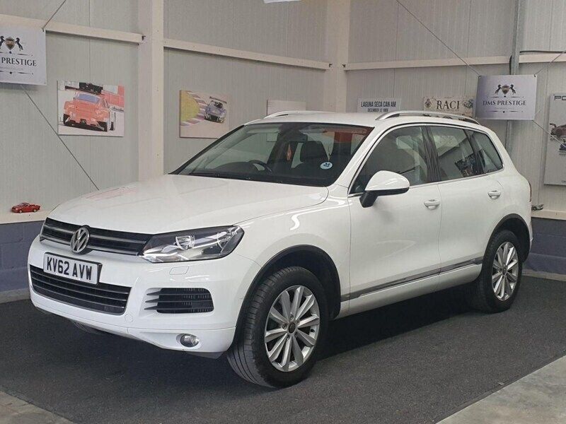 White Used 2012 VW Touareg SE SUV | £6,995 (Good price) - Image 1/3