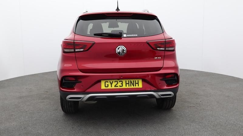 Used MG ZS Exclusive 106 HP (77 kW) 2023 Red SUV